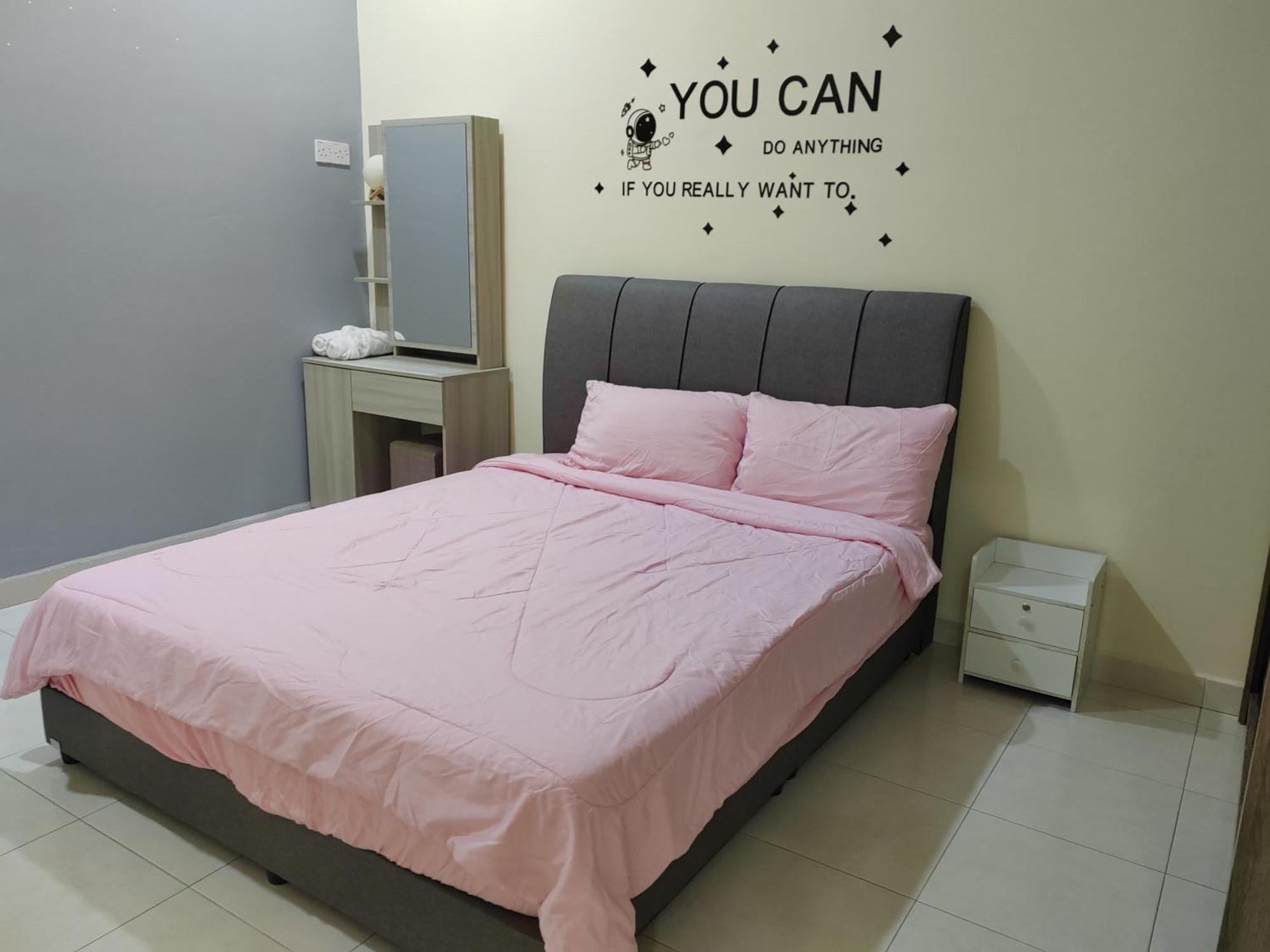 My Homestay Sitiawan - Astronaut Space House 8 Pax Bagian luar foto
